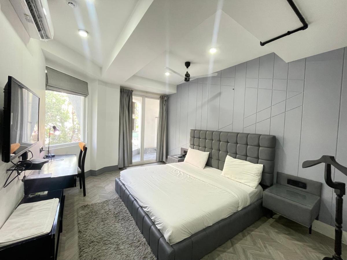 Bedchambers Serviced Apartments, Mg Road Гургаон Экстерьер фото