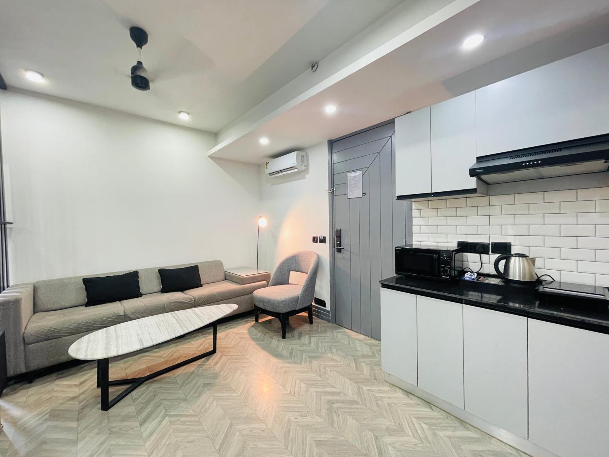 Bedchambers Serviced Apartments, Mg Road Гургаон Экстерьер фото